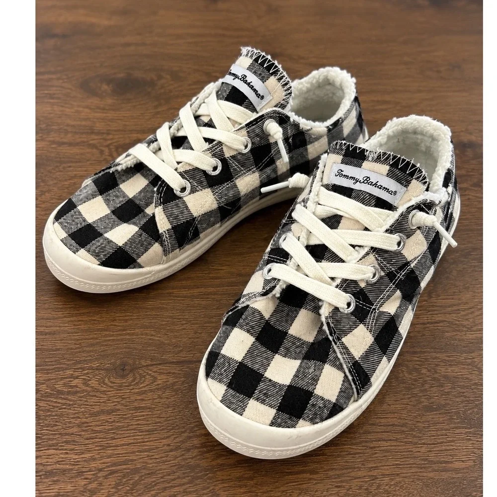 Tommy Bahama Enisa Buffalo Plaid Faux Shearling Lined Sneakers Black White 9